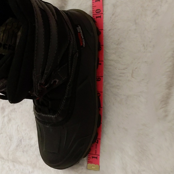 Canadiana| Black Thinsulate Boots Waterproof soles Black Laced Up - Picture 14 of 15